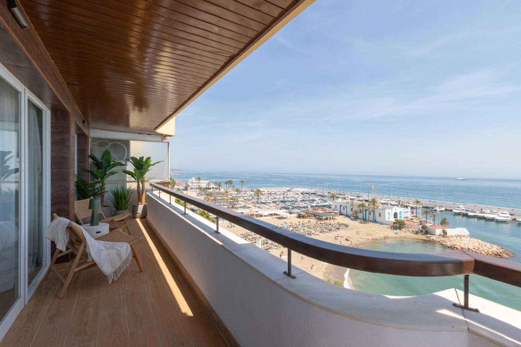 Dream Penthouse In Center With Sea Views Lägenhet *
